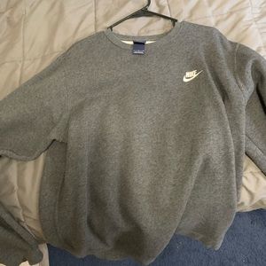 Nike crewneck